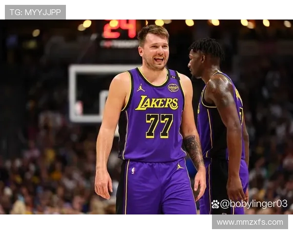 东契奇狂砍73分刷新现役得分纪录独行侠成功终结太阳队11连胜之势