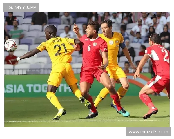 哥伦比亚足球对抗强敌的精彩瞬间与战术分析